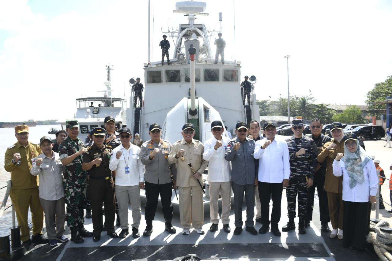 mbminvestigasi.com | TNI AL dan BI Lepas Ekspedisi Rupiah Berdaulat 2026, Pastikan Uang Layak Edar di Wilayah 3T Kalimantan Selatan