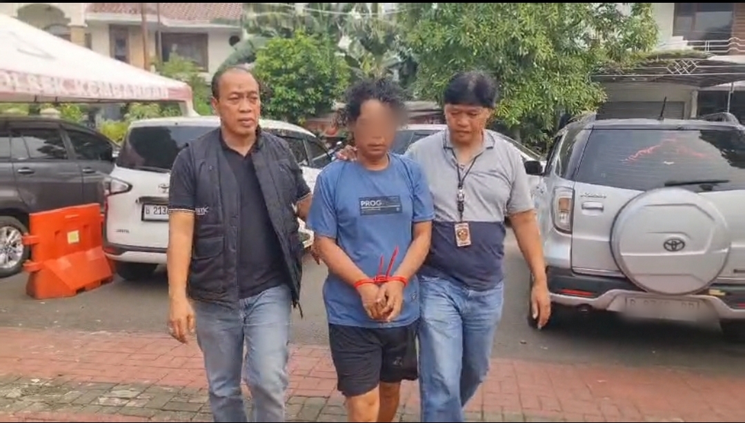 mbminvestigasi.com | Polsek Kembangan Ungkap Kasus Pencurian Handphone di Basmol, Pelaku Dibekuk Kurang dari 48 Jam mbminvestigasi.com | Polsek Kembangan Ungkap Kasus Pencurian Handphone di Basmol, Pelaku Dibekuk Kurang dari 48 Jam