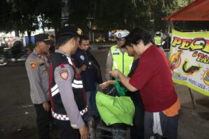 mbminvestigasi.com | Patroli Jumat Dini Hari Polres Jakbar Jaga Keamanan Warga, Situasi Wilayah Tetap Kondusif mbminvestigasi.com | Patroli Jumat Dini Hari Polres Jakbar Jaga Keamanan Warga, Situasi Wilayah Tetap Kondusif