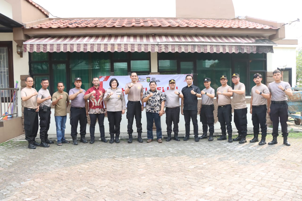 mbminvestigasi.com | Sambut Hari Bhayangkara ke-80, Polres Metro Jakarta Barat Gelar Bakti Religi Bersih Bersih di Tempat Ibadah Lintas Agama mbminvestigasi.com | Sambut Hari Bhayangkara ke-80, Polres Metro Jakarta Barat Gelar Bakti Religi Bersih Bersih di Tempat Ibadah Lintas Agama
