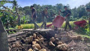 mbminvestigasi.com | Bakti TNI untuk Rakyat, Pembangunan Jembatan Gantung Sungai Sowu di Gunungsitoli Capai 50,5 Persen mbminvestigasi.com | Bakti TNI untuk Rakyat, Pembangunan Jembatan Gantung Sungai Sowu di Gunungsitoli Capai 50,5 Persen