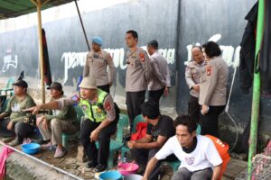 mbminvestigasi.com | Meriahkan Hari Bhayangkara ke-80, Polsek Kembangan Gelar Lomba Mancing Bersama Masyarakat