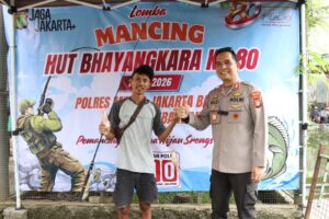 mbminvestigasi.com | Meriahkan Hari Bhayangkara ke-80, Polsek Kembangan Gelar Lomba Mancing Bersama Masyarakat