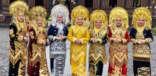 mbminvestigasi.com | Jelajahi Pesona Tanah Datar: Ibu Pangdam XX/TIB Apresiasi Kekayaan Budaya dan Alam Luhak Nan Tuo"