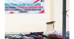 mbminvestigasi.com | Kejari Tanah Datar Musnahkan Barang Bukti: Bukti Nyata Penegakan Hukum Hingga Akhir