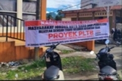 mbminvestigasi.com | Penolakan Menguat, Warga Tinggalkan Sosialisasi PLTB di Tanah Datar