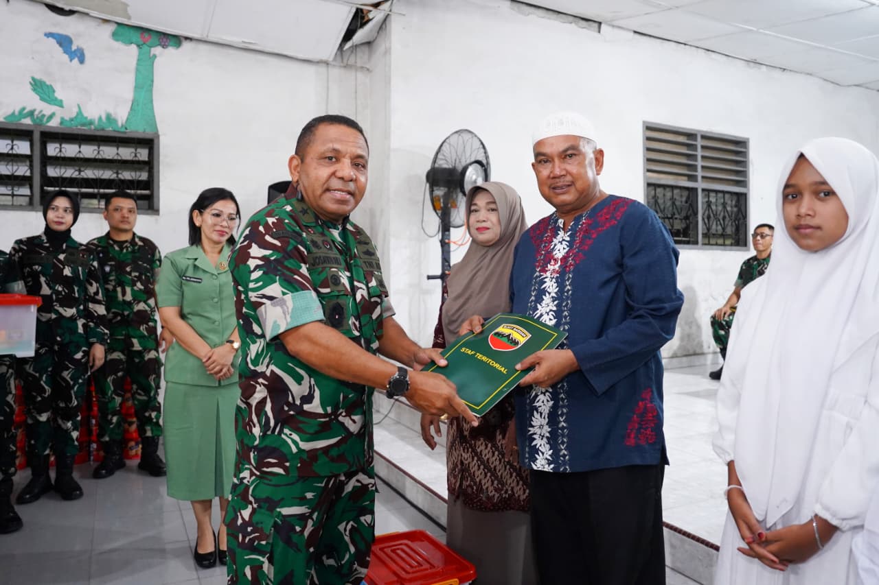 mbminvestigasi.com | Irdam I/BB Pimpin Bakti Sosial dalam Rangka HUT ke-76 Kodam I/BB