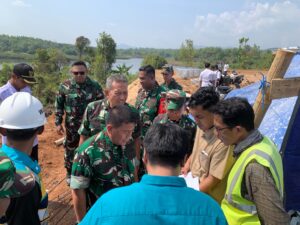 mbminvestigasi.com | Tim Kemhan RI Tinjau Progres Pembangunan Yonif TP di Nguntoronadi Wonogiri