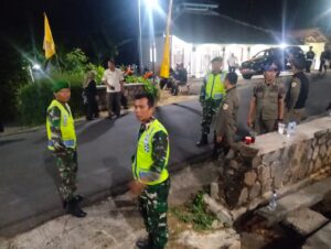 mbminvestigasi.com | Sinergi Aparat Gabungan Jaga Kondusivitas Penerimaan Warga Baru PSHT di Purwantoro