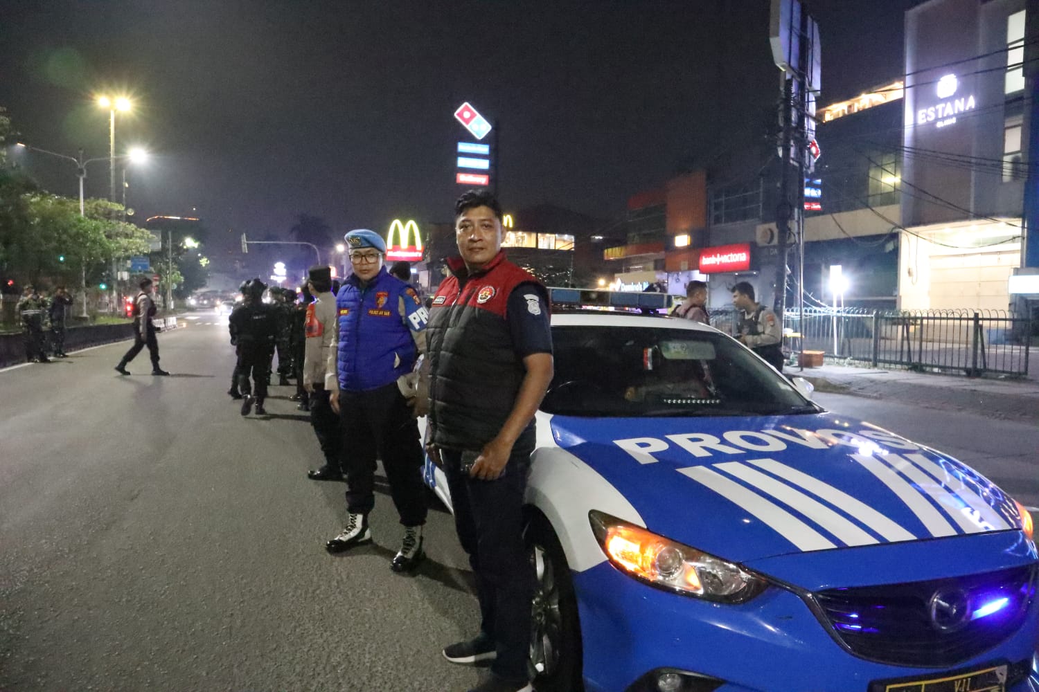 mbminvestigasi.com | Ciptakan Rasa Aman, Polres Jakbar Sisir Titik Rawan Lewat Razia dan Patroli Mobile