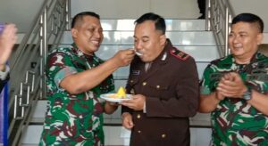 mbminvestigasi.com | Danramil 03 Serengan dan Anggota Datangi Mapolsek Serengan