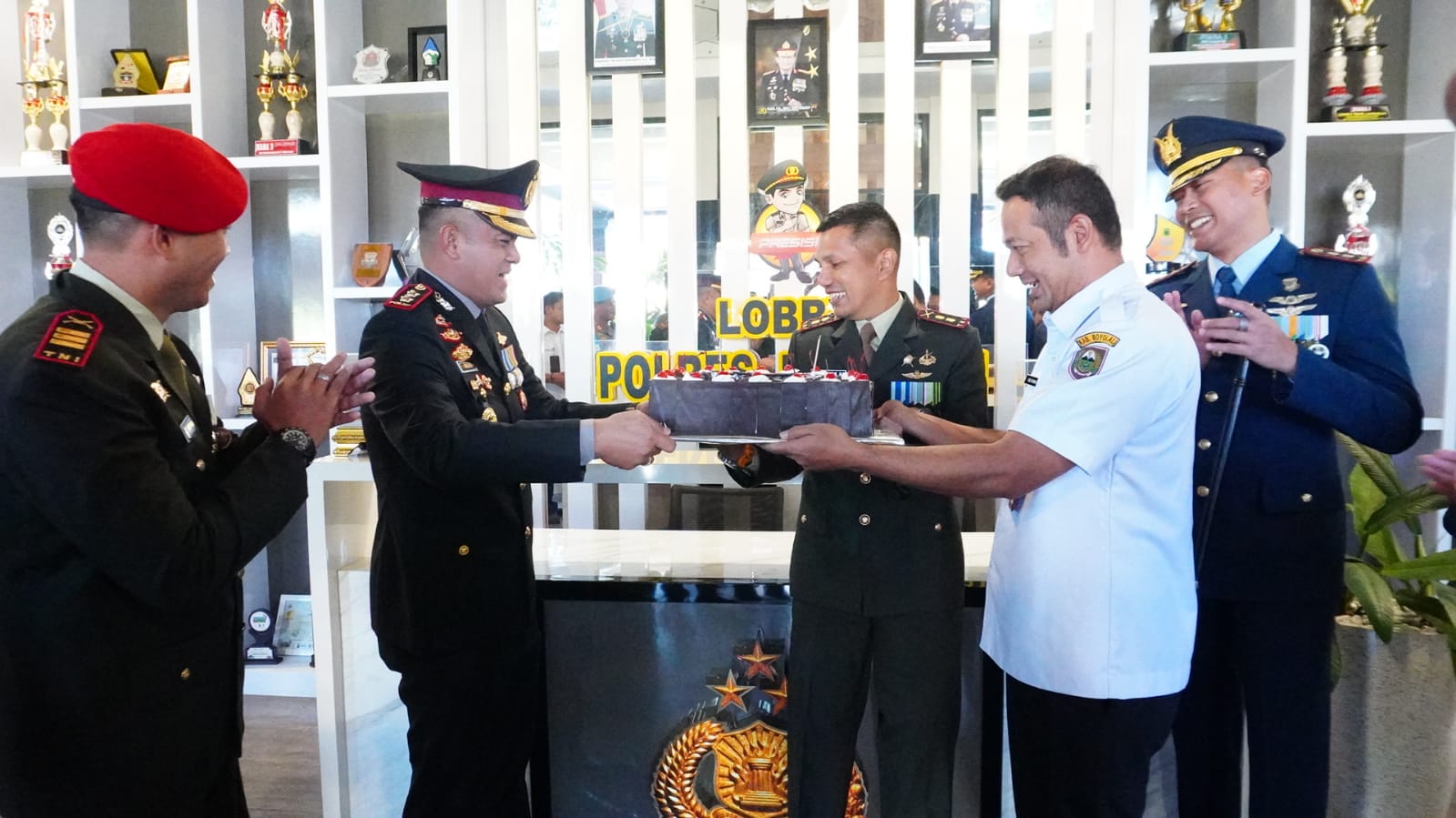mbminvestigasi.com | Kejutan HUT Bhayangkara ke-80, TNI-Pemkab Boyolali Tegaskan Soliditas dengan Polri