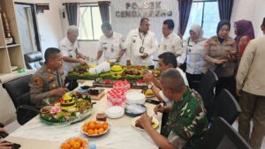 mbminvestigasi.com | Momentum Hari Bhayangkara, Polsek Cengkareng Gelar Syukuran Bersama 3 Pilar dan Masyarakat
