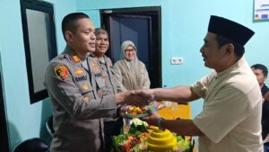 mbminvestigasi.com | Bentuk Cinta Masyarakat kepada Polri, Warga RW 06 Duri Kosambi Gelar Tasyakuran Hari Bhayangkara