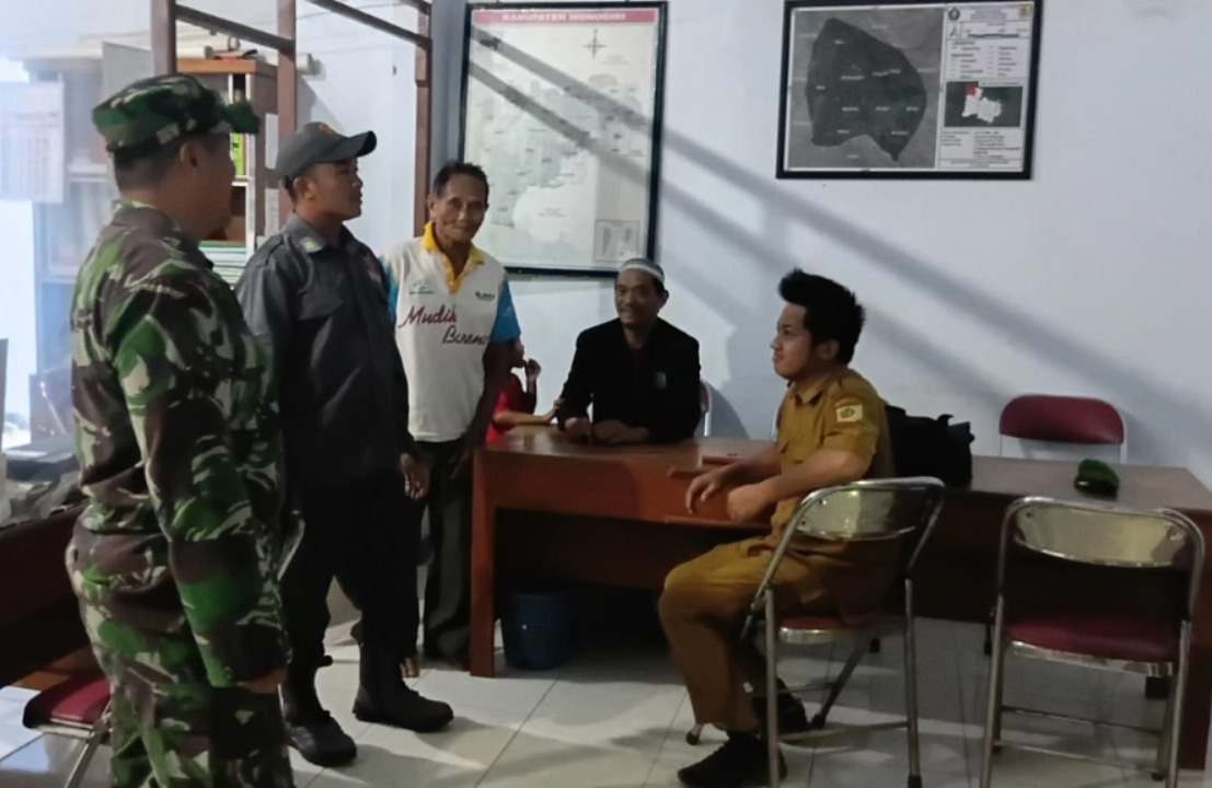 mbminvestigasi.com | Wujud Nyata Menjaga Kondusivitas Wilayah, Babinsa Patroli Dengan Linmas