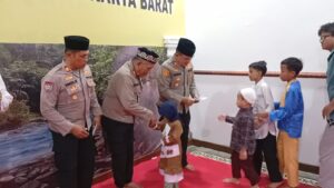 mbminvestigasi.com | Polsek Palmerah Gelar Pengajian dan Santunan Anak Yatim, Wujud Kepedulian Polri untuk Masyarakat