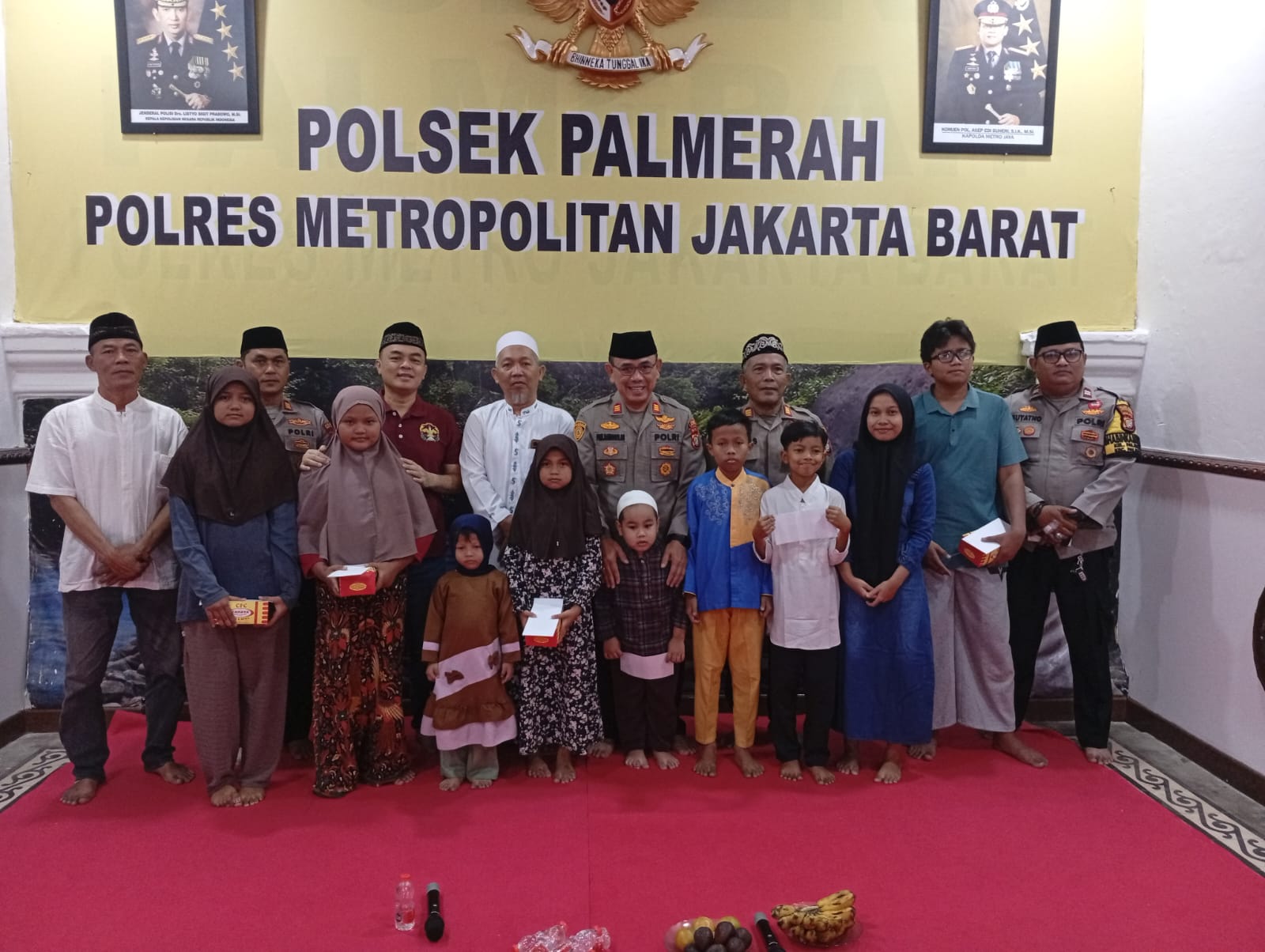 mbminvestigasi.com | Polsek Palmerah Gelar Pengajian dan Santunan Anak Yatim, Wujud Kepedulian Polri untuk Masyarakat