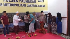 mbminvestigasi.com | Polsek Palmerah Gelar Pengajian dan Santunan Anak Yatim, Wujud Kepedulian Polri untuk Masyarakat