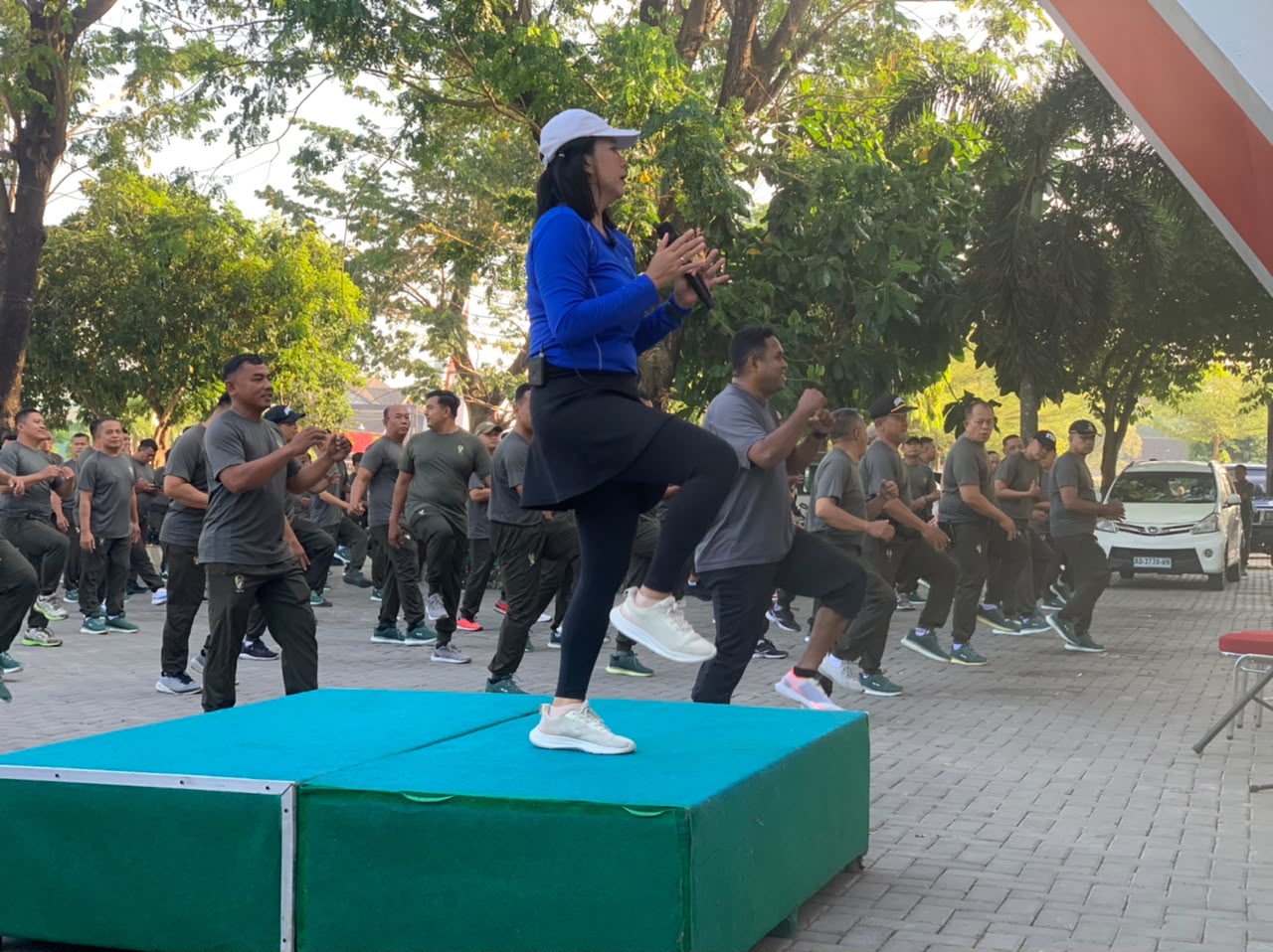 mbminvestigasi.com | Pererat Silaturahmi, Dandim Olahraga Bersama Keluarga Besar Kodim Wonogiri