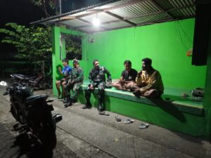 mbminvestigasi.com | TNI Hadir Jaga Keamanan dan Pererat Kebersamaan dengan Warga Nguntoronadi