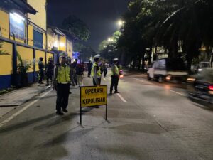 mbminvestigasi.com | Antisipasi Kejahatan Jalanan, Polres Metro Jakarta Barat Intensifkan Patroli dan Razia Malam