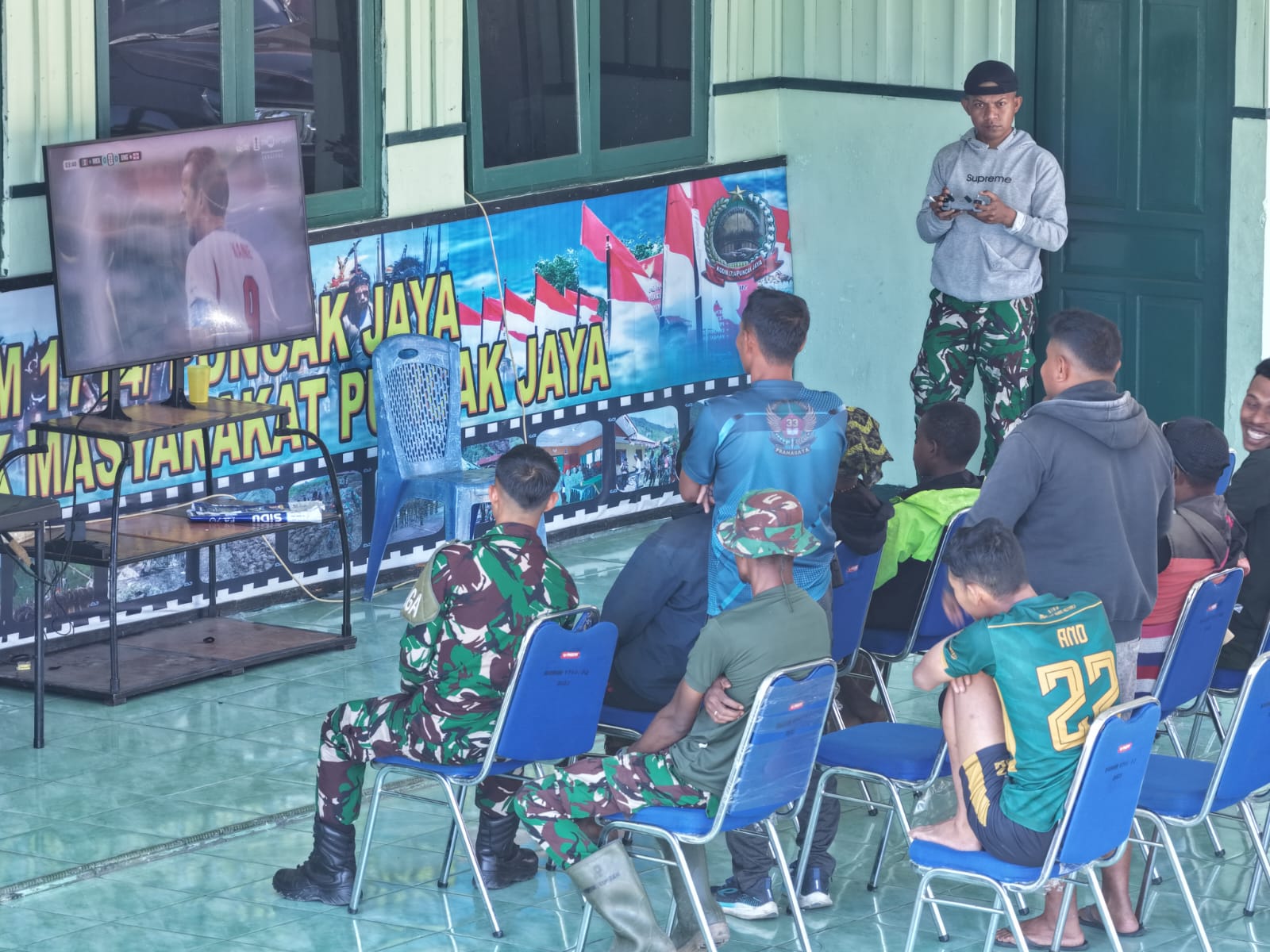 mbminvestigasi.com | Kodim 1714/Puncak Jaya Gelar Nobar Pertandingan Piala Dunia 2026 di Kab. Puncak Jaya