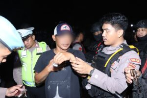 mbminvestigasi.com | Patroli dan Razia Stasioner Operasi Berantas Jaya 2026, Polres Metro Jakarta Barat Amankan Dua Pria Beserta Barang Bukti Narkoba