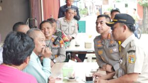mbminvestigasi.com | Kapolres Metro Jakarta Barat Serap Aspirasi Warga Lewat Program "Jaga Jakarta + Jayakarta On The Spot" di Cengkareng