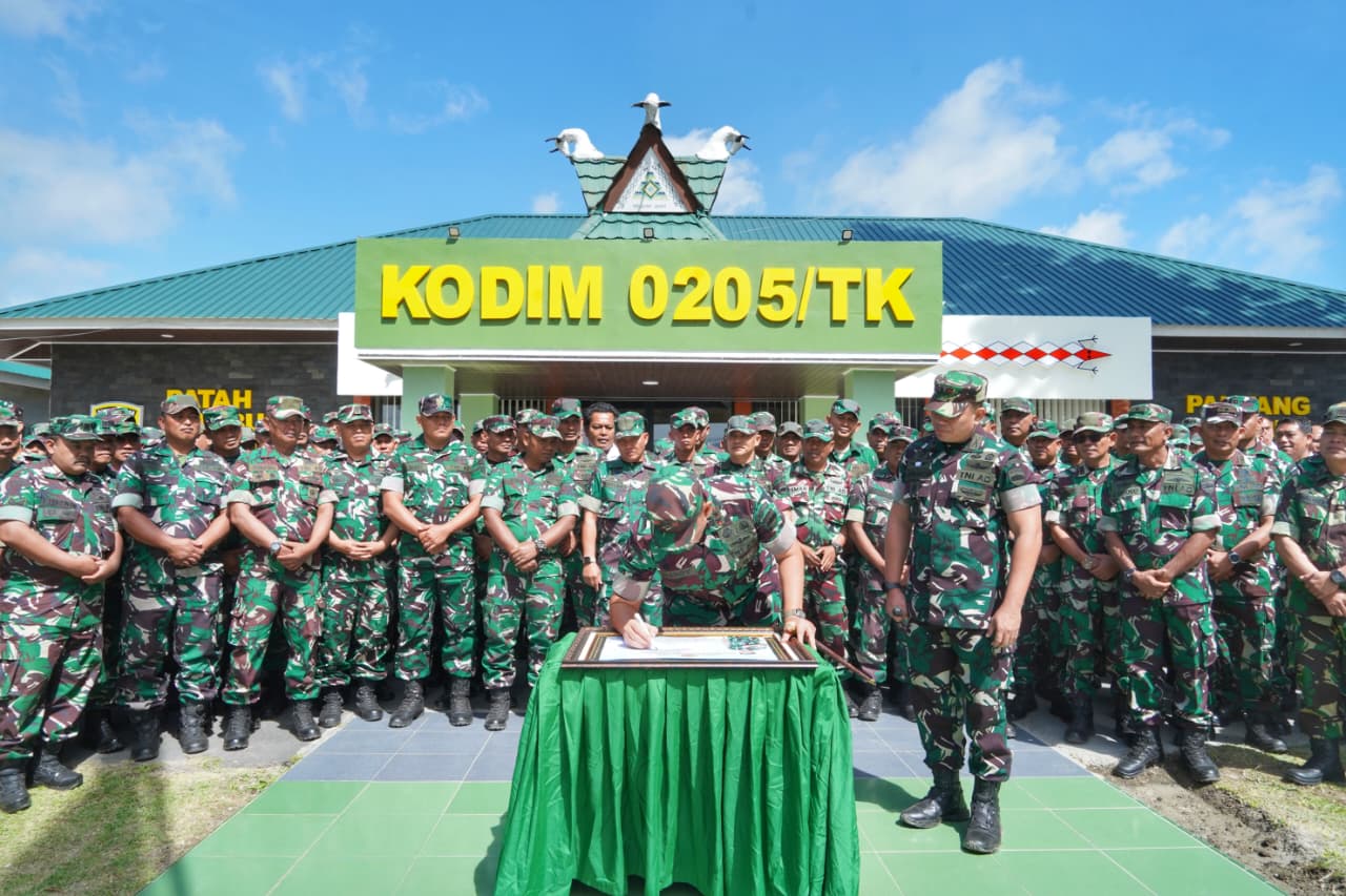mbminvestigasi.com | Pangdam I/BB Kunjungi Kodim 0205/Tanah Karo, Ingatkan Prajurit Jaga Integritas dan Hindari Pelanggaran