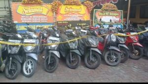 mbminvestigasi.com | Terbongkar! 12 Motor Diduga Hasil Curian Hendak Diseberangkan ke Sumatera, Polisi Amankan Truk Pengangkut