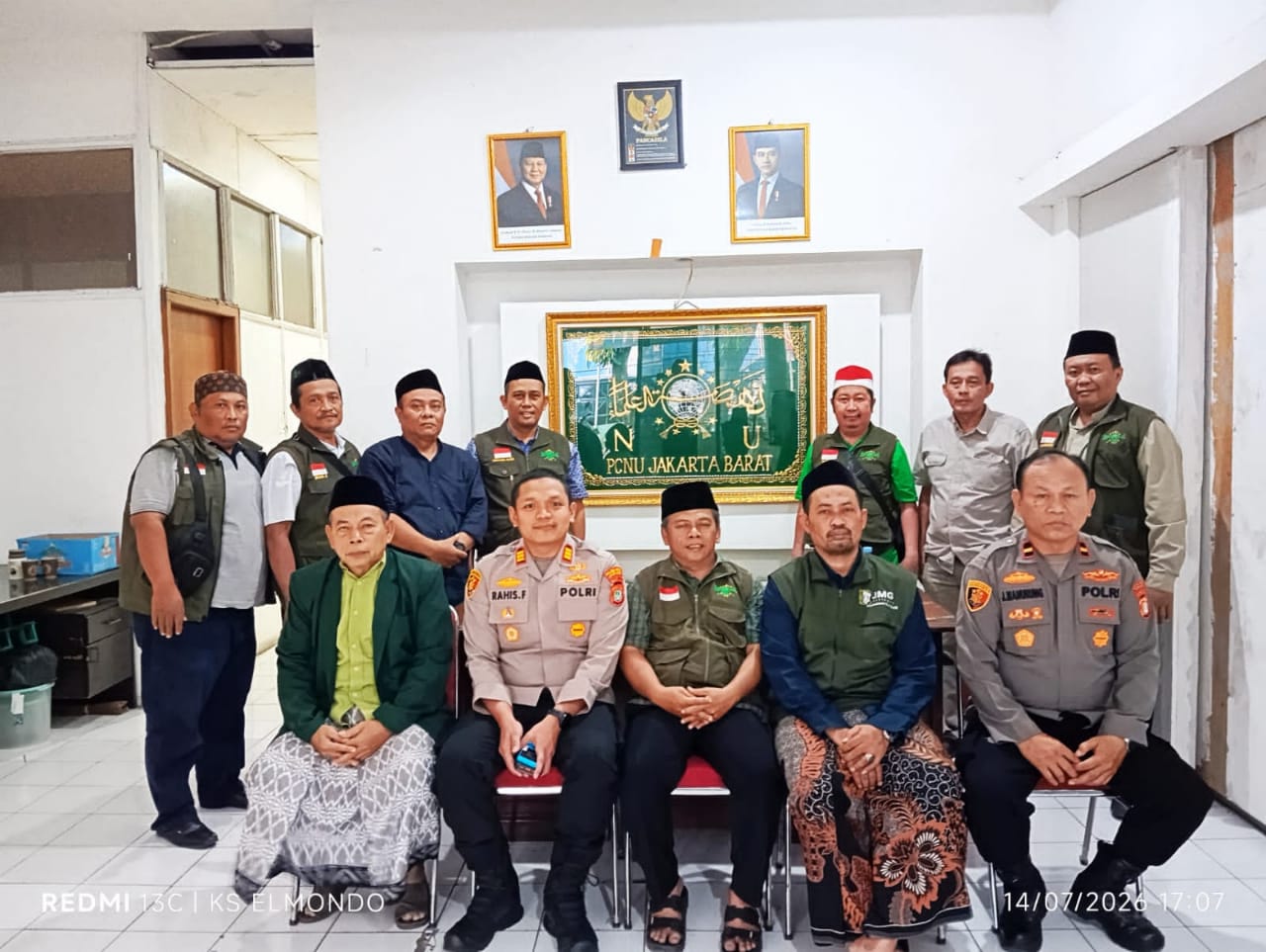 mbminvestigasi.com | Perkuat Silaturahmi, Kapolsek Cengkareng Sambangi PCNU Jakarta Barat Bangun Sinergi Jaga Kamtibmas