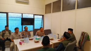 mbminvestigasi.com | Perkuat Silaturahmi, Kapolsek Cengkareng Sambangi PCNU Jakarta Barat Bangun Sinergi Jaga Kamtibmas