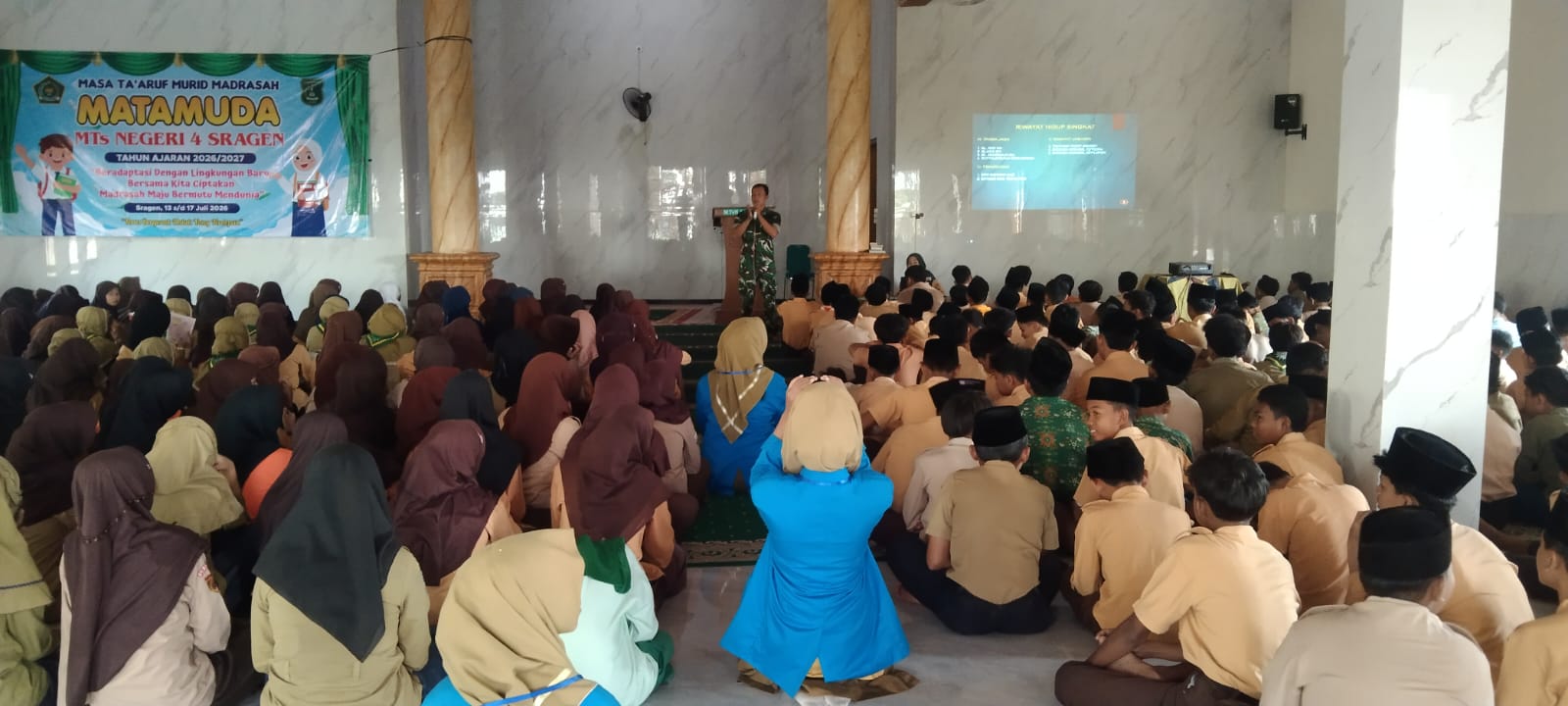 mbminvestigasi.com | Kodim Sragen Tanamkan Nilai Kebangsaan kepada 316 Siswa MTsN 4, Bentengi Pelajar dari Pengaruh Negatif