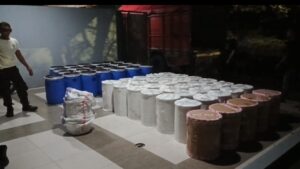 mbminvestigasi.com | Pengembangan Kasus Laboratorium Gelap Semarang, Dua Pemasok Bahan Baku Ditangkap di Cakung Hingga Sita 1,5 Ton Bahan Baku