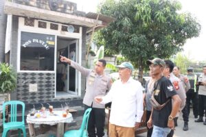 mbminvestigasi.com | Kapolres Jakbar Ajak Warga Perkuat Siskamling, Jaga Jakarta Dimulai dari Lingkungan Sendiri