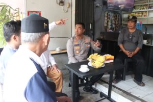 mbminvestigasi.com | Kapolres Jakbar Ajak Warga Perkuat Siskamling, Jaga Jakarta Dimulai dari Lingkungan Sendiri