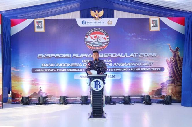 mbminvestigasi.com | Wujud Sinergi TNI AL dan Bank Indonesia Menjaga Kedaulatan Negara, Danlanal Dumai Hadiri Pelepasan Tim Ekspedisi Rupiah Berdaukat 2026