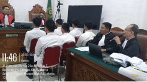 mbminvestigasi.com | Sidang Lanjutan Eks Anggota Yanma Mabes Polri Diwarnai Ketegangan, Keluarga Korban Tuntut Keadilan