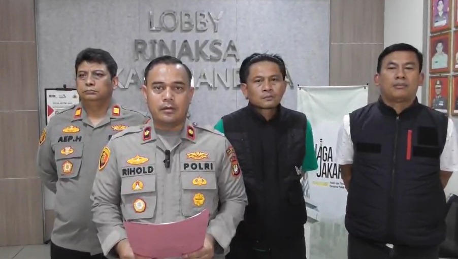 mbminvestigasi.com | Polsek Kalideres Bongkar Peredaran Obat Keras Ilegal Berkedok Warung dan Toko, Dua Pelaku Ditangkap, Ribuan Butir Obat Keras Disita