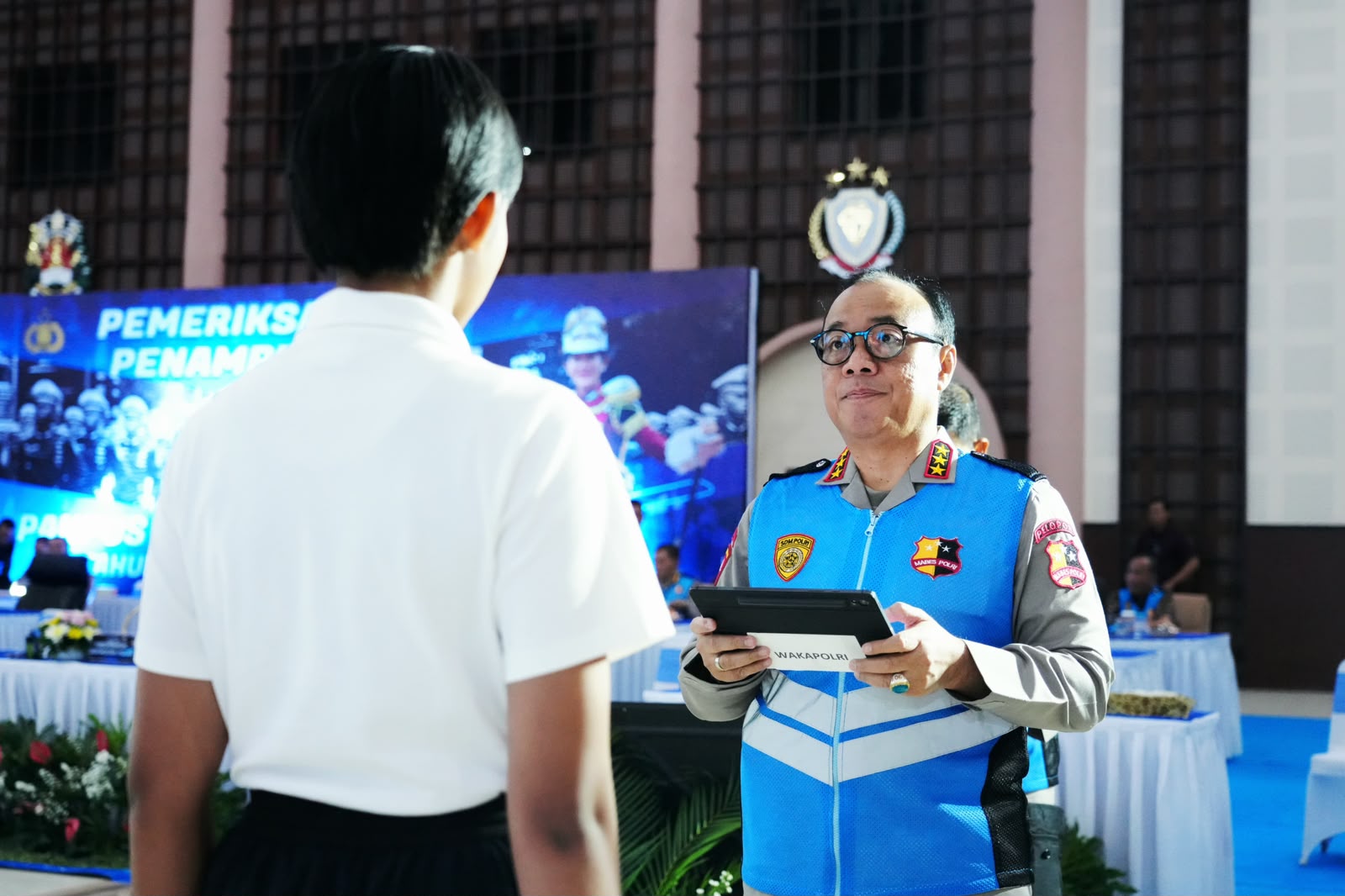 mbminvestigasi.com | Seleksi Taruna Akpol Masuk Tahap Akhir, Wakapolri Pimpin Pemeriksaan Penampilan 404 Catar