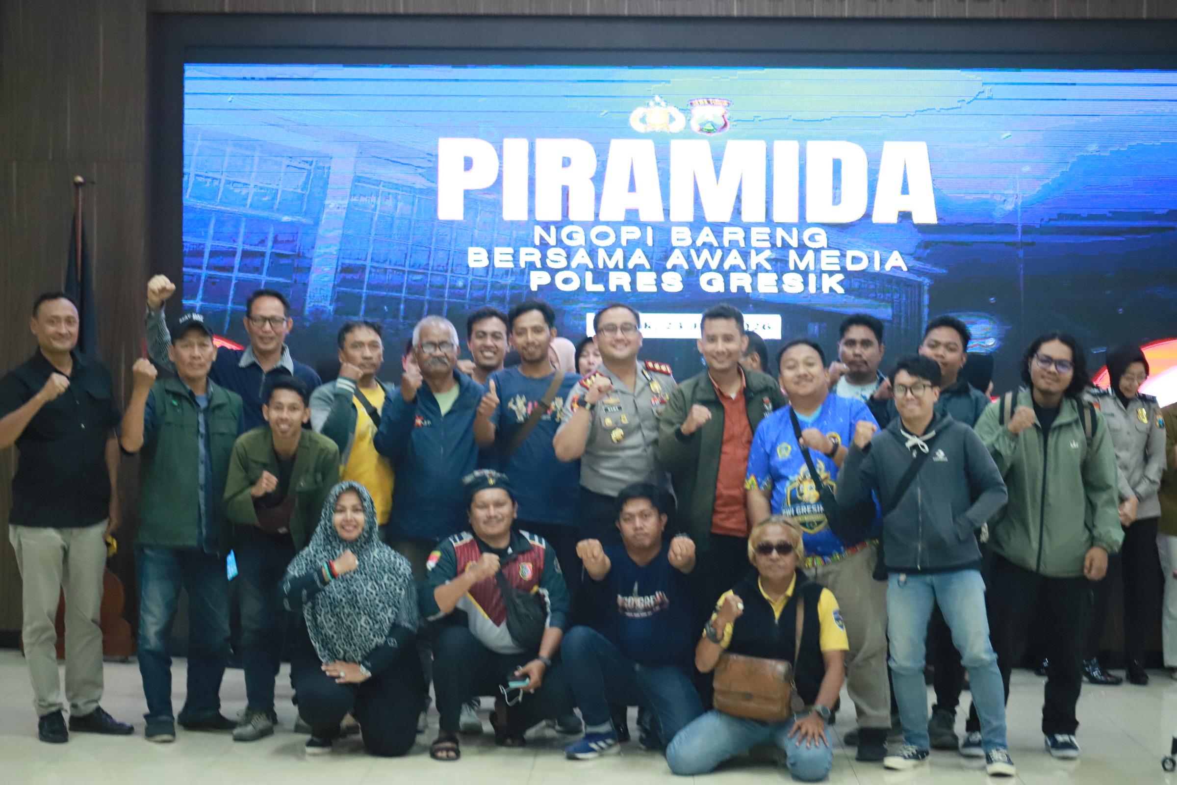 mbminvestigasi.com | Polres Gresik Gelar Piramida, Perkuat Sinergi Melalui "Ngopi Bareng Media"*