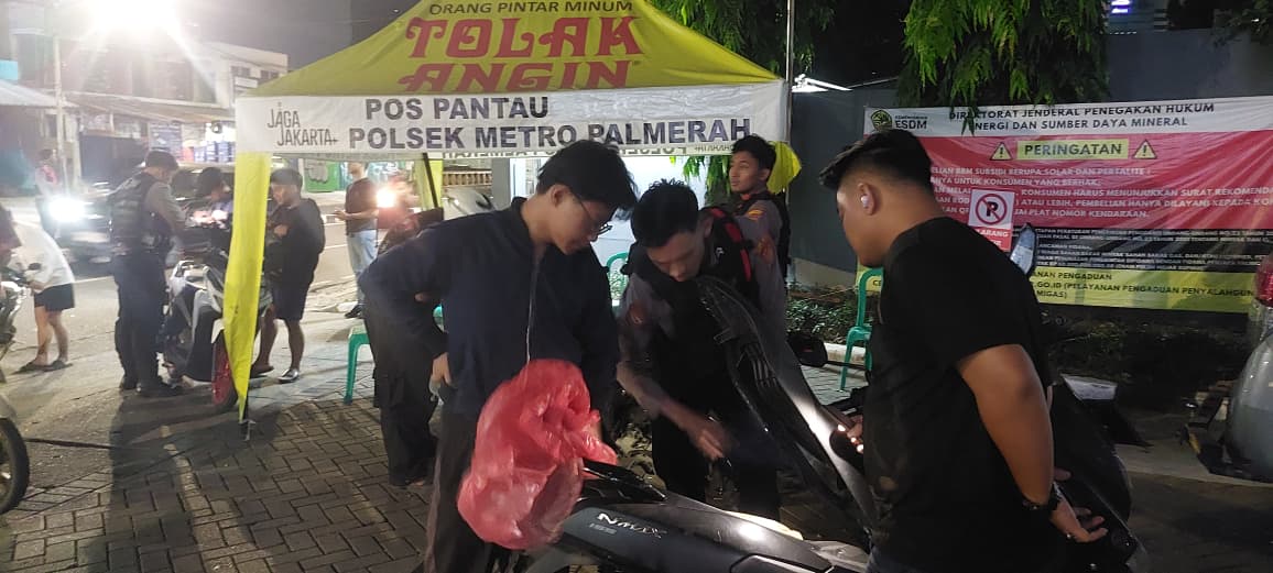 mbminvestigasi.com | Polres Metro Jakbar Intensifkan Razia dan Patroli Mobile, Cegah Kejahatan Jalanan demi Keamanan Masyarakat