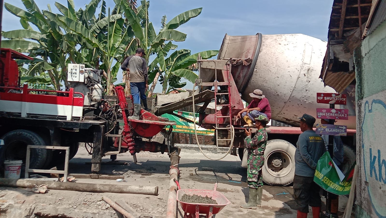 mbminvestigasi.com | Dukung Aktivitas Ekonomi Warga, Pengecoran Sasaran Perbaikan Saluran Air TMMD Sengkuyung Tahap III TA. 2026 Terus Dikebut