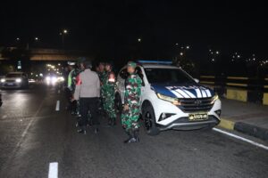 mbminvestigasi.com | Polres Metro Jakbar Perkuat Patroli Dini Hari, Antisipasi Curas, Curat, dan Curanmor di Titik Rawan