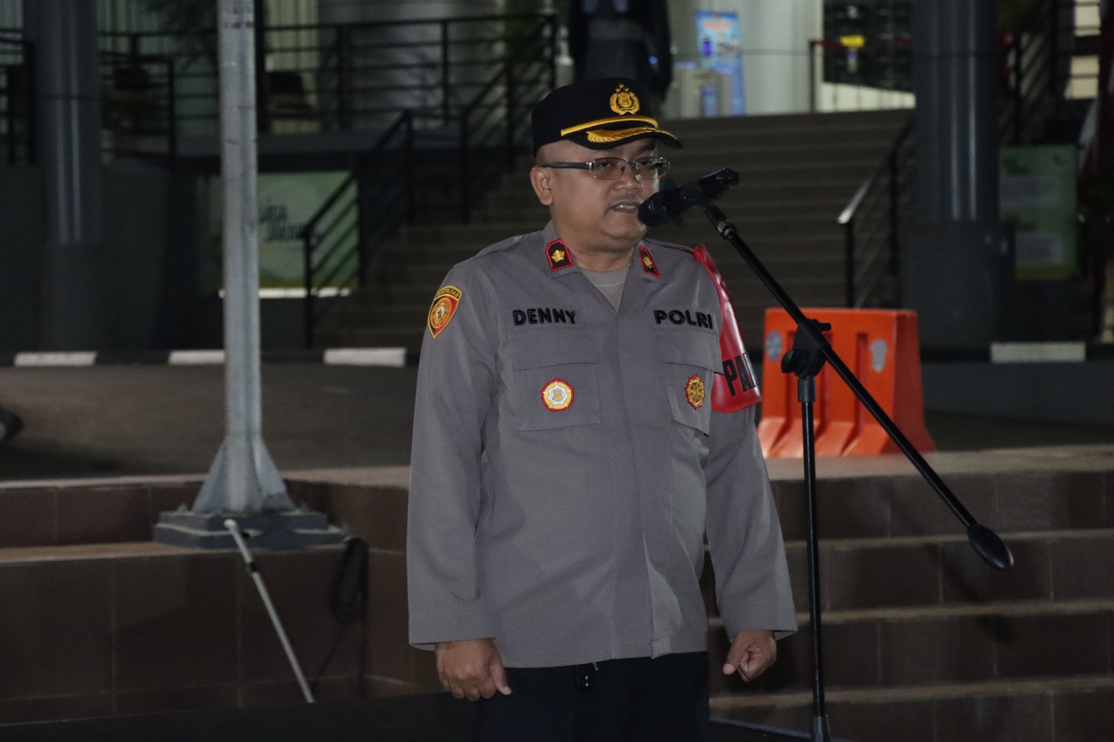 mbminvestigasi.com | Polres Metro Jakbar Perkuat Patroli Dini Hari, Antisipasi Curas, Curat, dan Curanmor di Titik Rawan