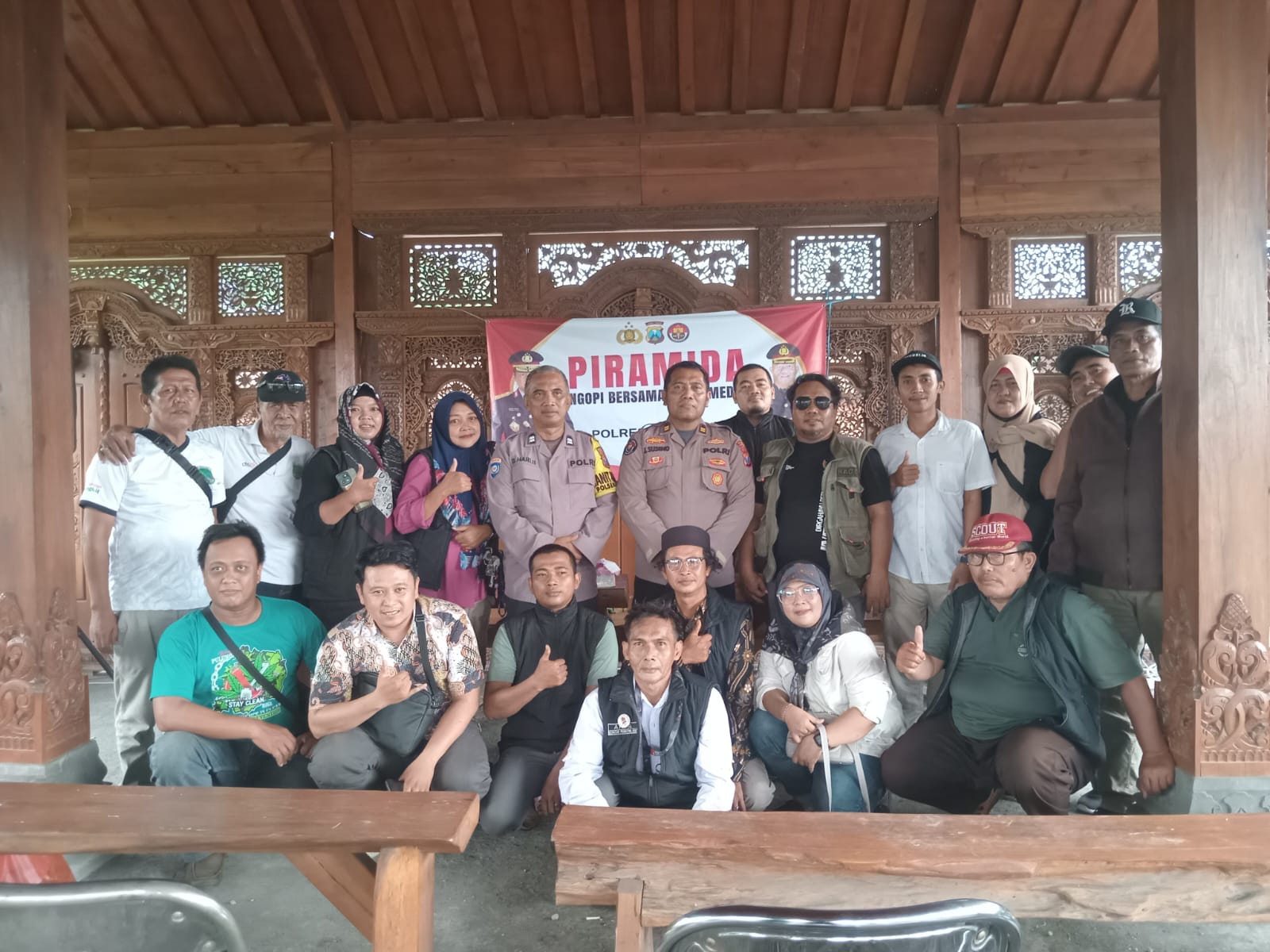 mbminvestigasi.com | Piramida Jadi Ruang Kolaborasi, Polres Pasuruan Perkuat Sinergi Bersama Insan Pers