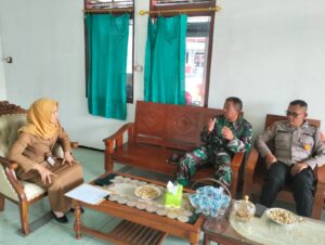 mbminvestigasi.com | Anjangsana Koramil 21/Bulukerto Perkuat Sinergi TNI–Polri dan Pemerintah Kecamatan, Camat: "Kolaborasi Adalah Kunci Kemajuan Daerah"
