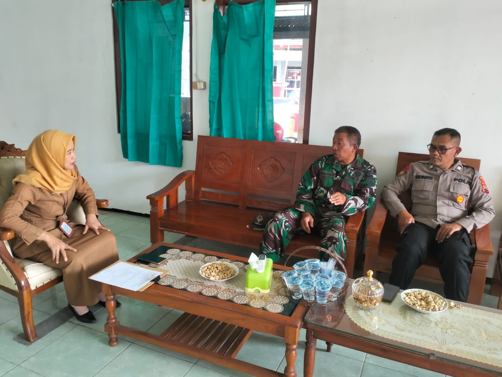 mbminvestigasi.com | Anjangsana Koramil 21/Bulukerto Perkuat Sinergi TNI–Polri dan Pemerintah Kecamatan, Camat: "Kolaborasi Adalah Kunci Kemajuan Daerah"