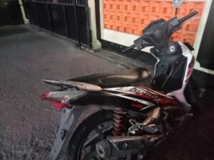 mbminvestigasi.com | Polsek Metro Tamansari Amankan Pengguna Tembakau Sintetis Saat Razia Kejahatan Jalanan