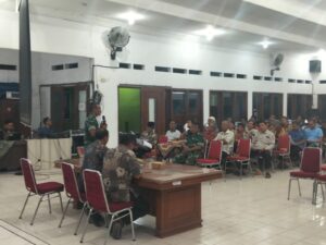 mbminvestigasi.com | Kasdim 0735/Surakarta Berikan Materi Wasbang dan Bela Negara Kepada Masyarakat